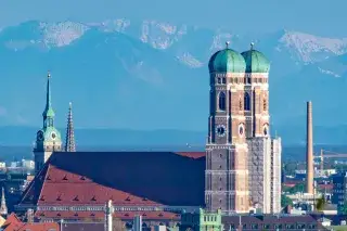 München-Panorama vom Olympiaberg München-Panorama vom Olympiaberg