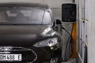 ladesäule - Tesla Wallbox Ladesäule