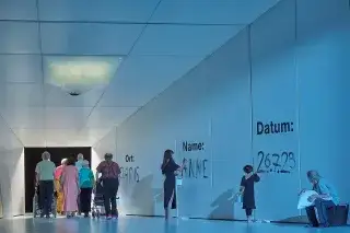 Münchner Kammerspiele: Liebe Münchner Kammerspiele: Liebe