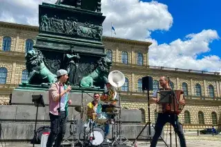 Auftritt der Boazn Boyz am Max-Joseph-Platz Auftritt der Boazn Boyz am Max-Joseph-Platz
