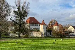 Schloss Blutenburg im Herbst