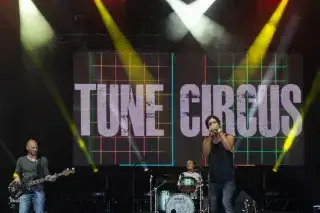 Tune Circus Tune Circus