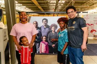 Vielfalt: Familie in der Ausstellung München kickt bunt Vielfalt: Familie in der Ausstellung München kickt bunt