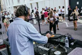 DJ beim Ois Giasing!