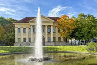 Prinz-Carl-Palais am Hofgarten