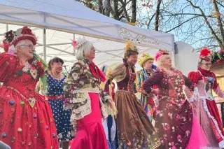 Tanz der Marktweiber beim Faschingsauftakt 2025/2026