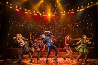 Six im Deutschen Theater