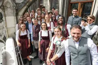 FC Bayern Frauen - Rathausbalkon