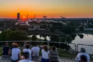 Sonnenuntergang am Olympiaberg