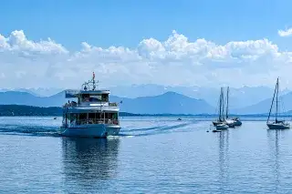 Schiff auf dem Starnberger See