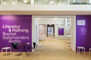 Ausstellungsansicht Literatur & Haltung