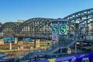 S-Bahnstation Hackerbrücke