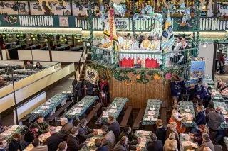 Wiesngottesdienst im Marstall-Festzelt 2026