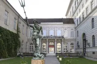 Königsbauhof mit Neptun
