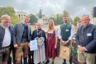 Wiesn-Gentleman* - Verleihung mit OB Krause