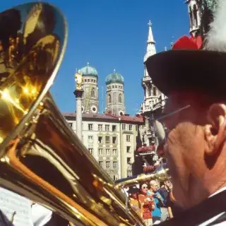 Blasmusik auf dem Marienplatz