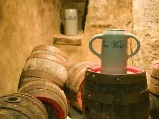 Ein Steinkrug im Bier- und Oktoberfestmuseum