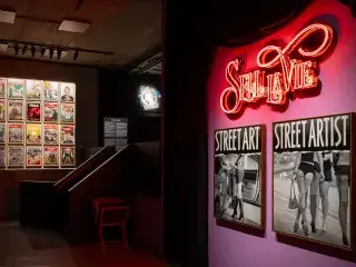 Ausstellungsansicht NoName - Sell La Vie