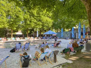 Kulturstrand am Vater-Rhein-Brunnen