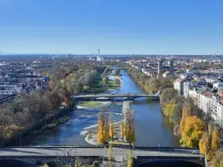 Herbst an der Isar - Blick vom Deutschen Museum