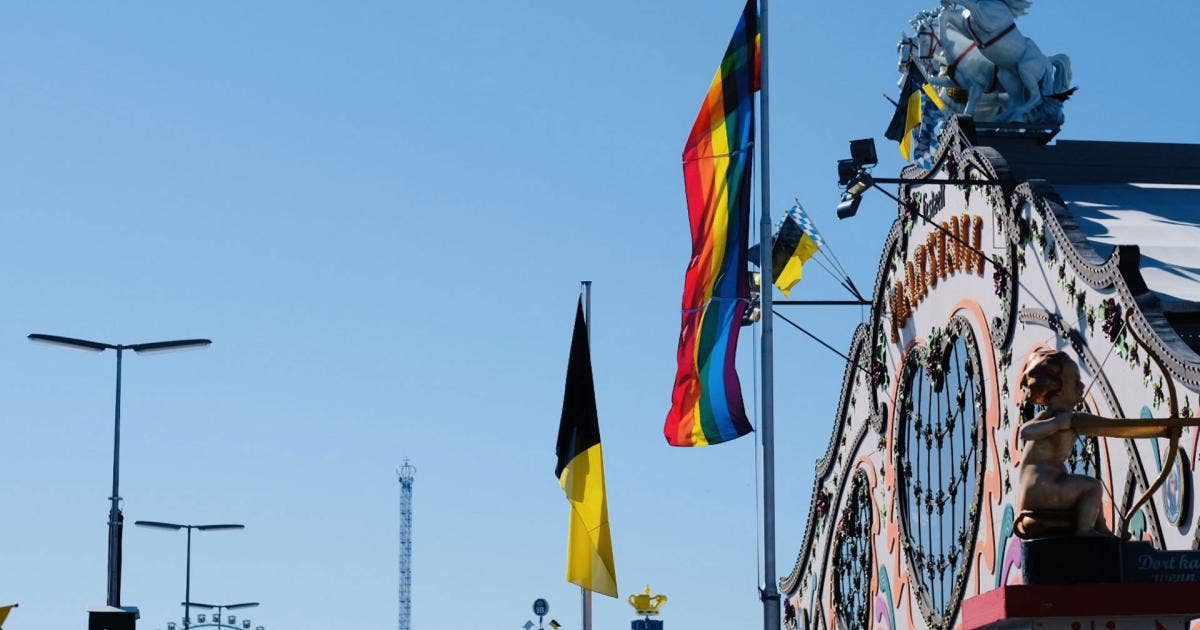 Queer skittles at Oide Wiesn