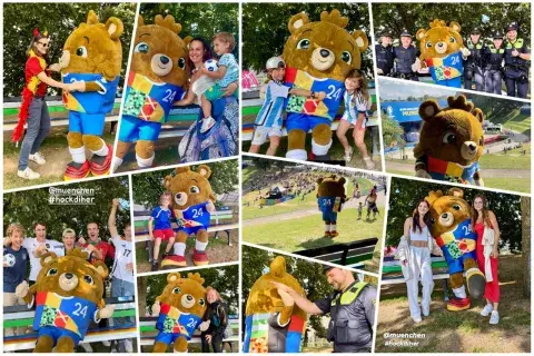 UEFA Euro 2024 Mascotte Albärt – Coffret Fan 4 Pièces : Peluche 27 Cm + Porte-clés 12 Cm + 2 Mini Porte-clés 5 Cm