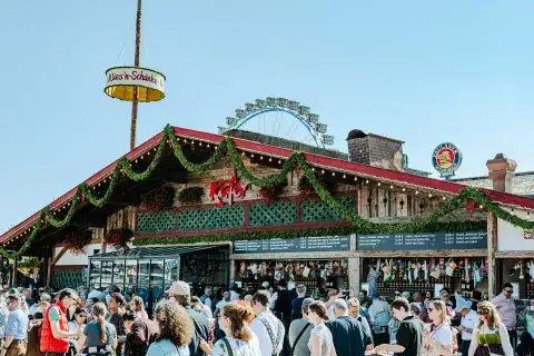 Kfer Wiesn-Schnke at the Oktoberfest - muenchen.de