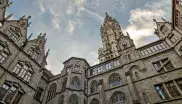 Innenfassade des Neuen Rathaus