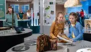 Kinder im Biotopia Lab