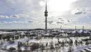 Ausblick über den verschneiten Olympiapark