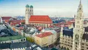 Frauenkirche und Neues Rathaus vom Alten Peter aus gesehen