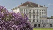 Fliederblüte am Nymphenburger Schloss