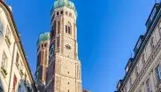 Südturm der Frauenkirche bei Winterwetter